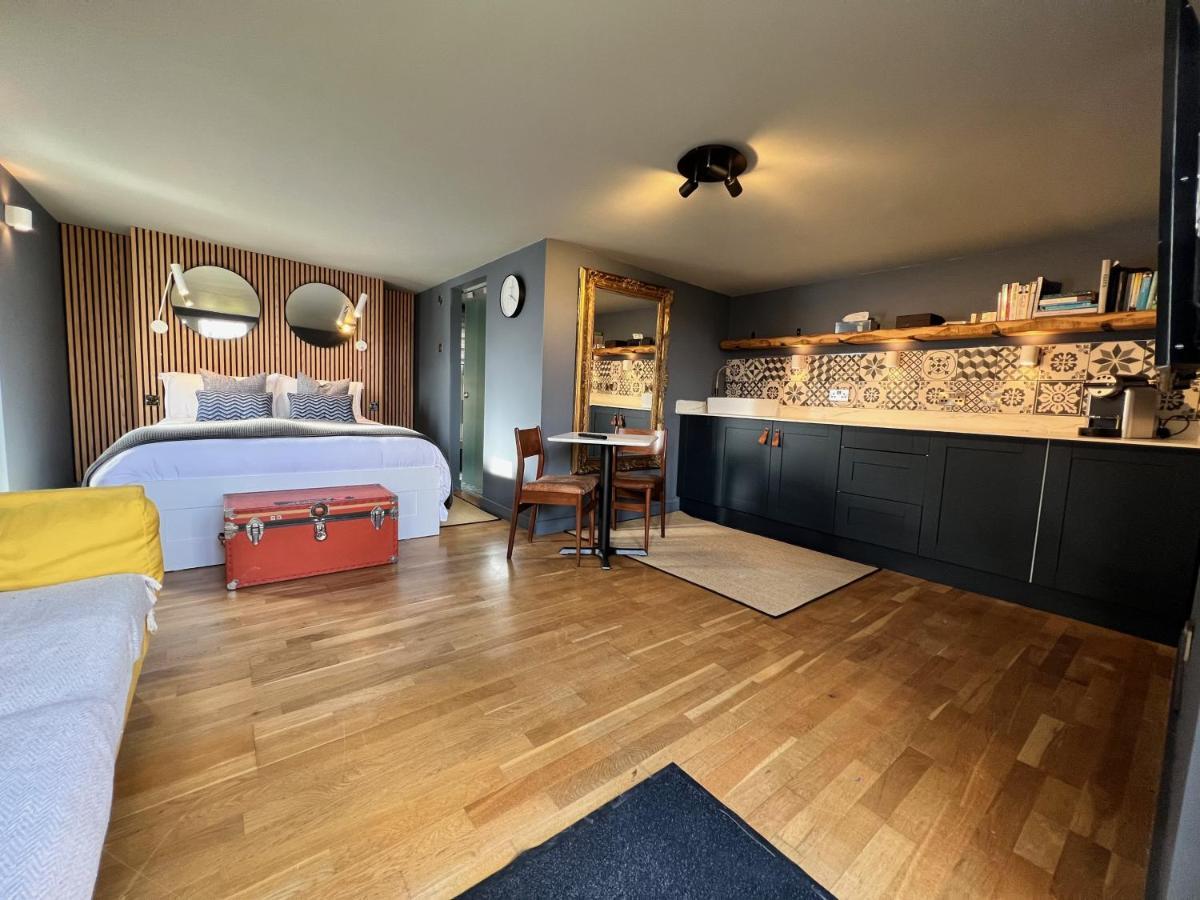 Rockmount Rooms & Apartment Τάβιστοκ Εξωτερικό φωτογραφία
